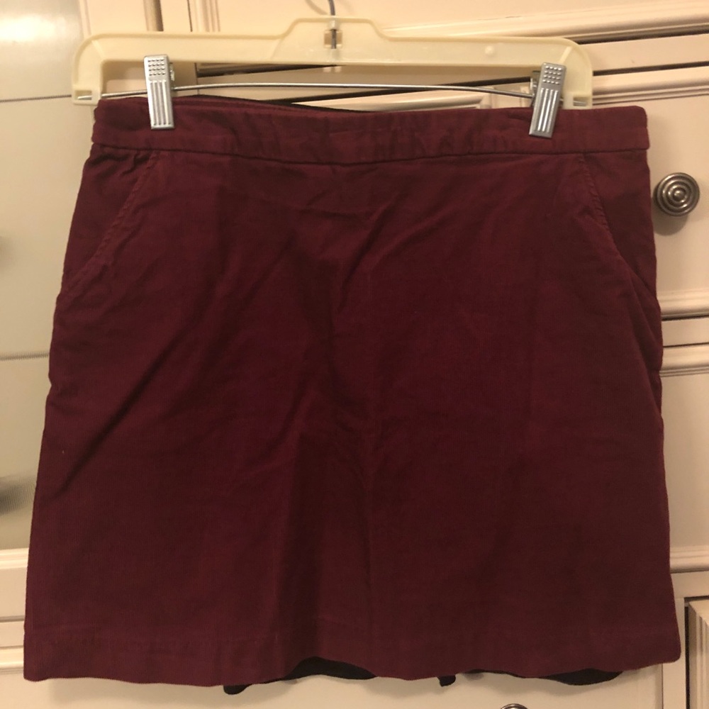 H&M maroon corduroy skirt